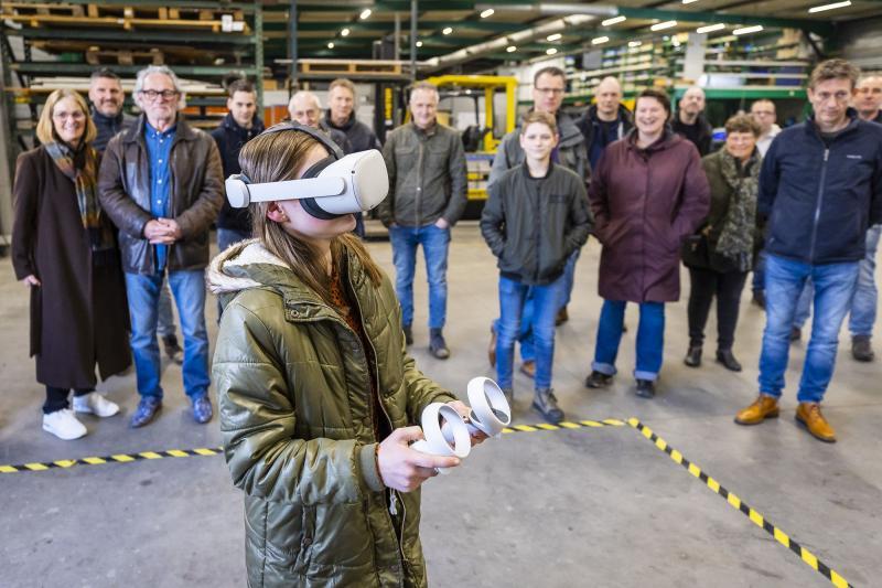 girl with VR glasses